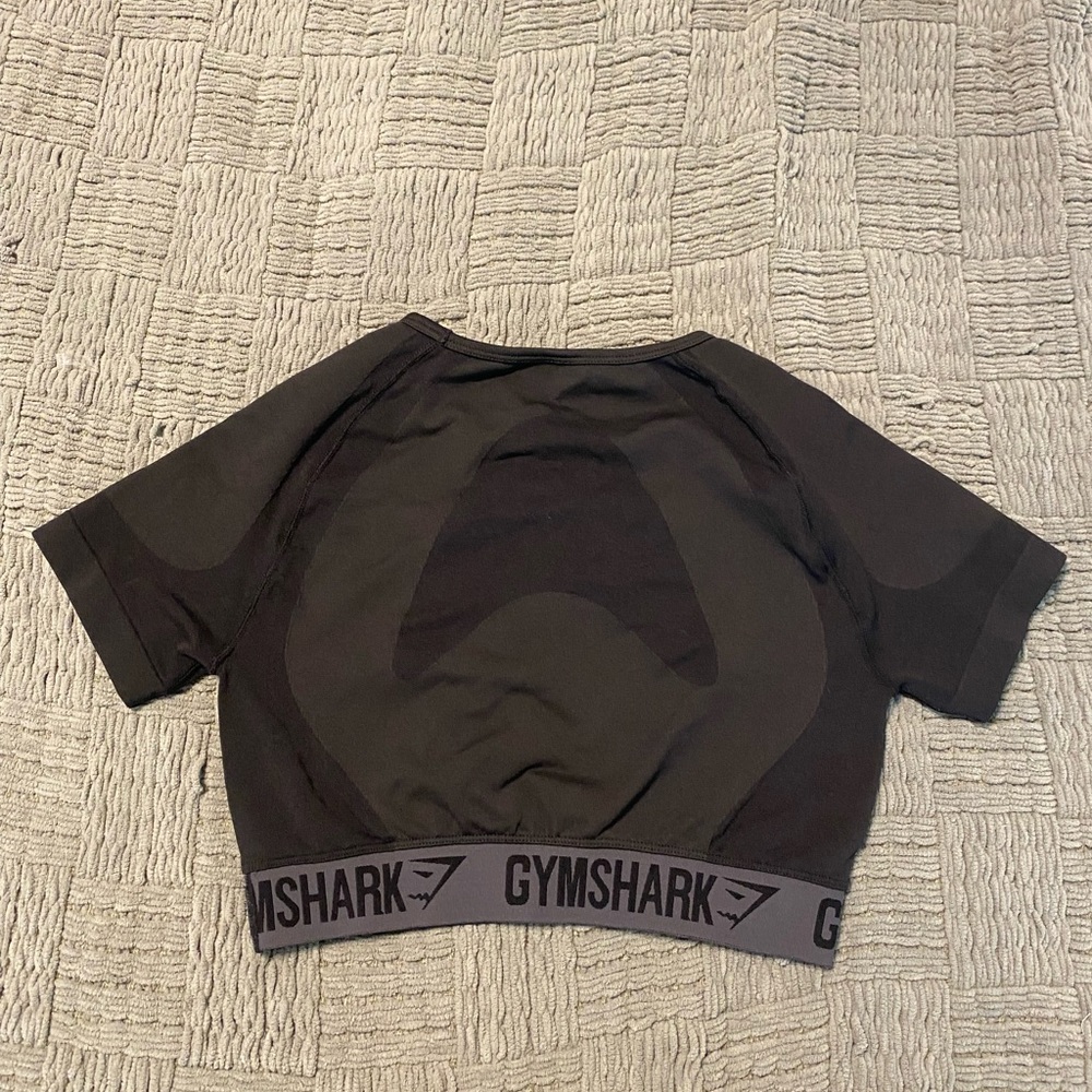 Gymshark black Crop Tee - Picture 4 of 4